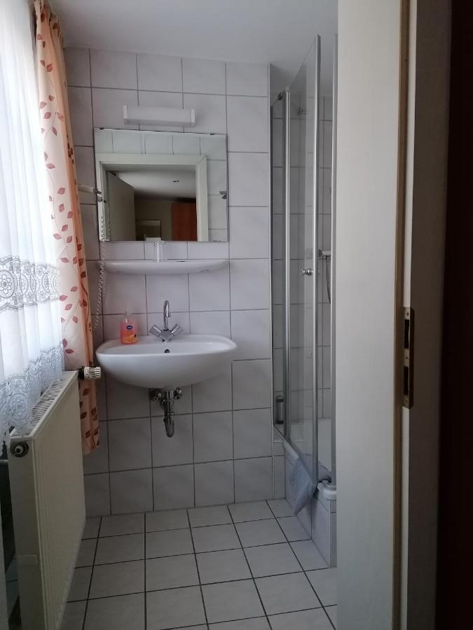 Hotel Garni Zum Goldenen Ring Quedlinburg Kültér fotó